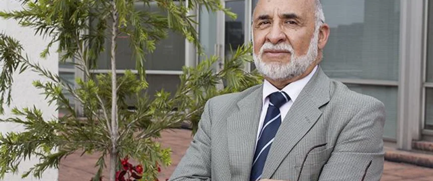 web_jaime_tenjo_galarza_-_director_programa_economia_20150317_001_0_3_1_0.jpg