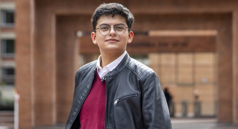 andresalaix_-_representante.estudiantil.2025_-_retrato_1.jpg