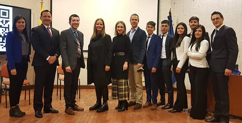 debatiendo.utadeo.jpg