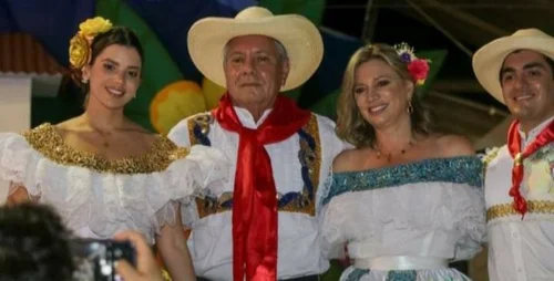 foto-2-chepe-falla-bailarin-del-sanjuanero-como-jurado_1.jpg